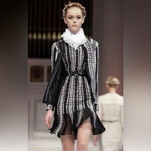 New $4800 Runway Oscar De La Renta 100% Silk Beaded Dress